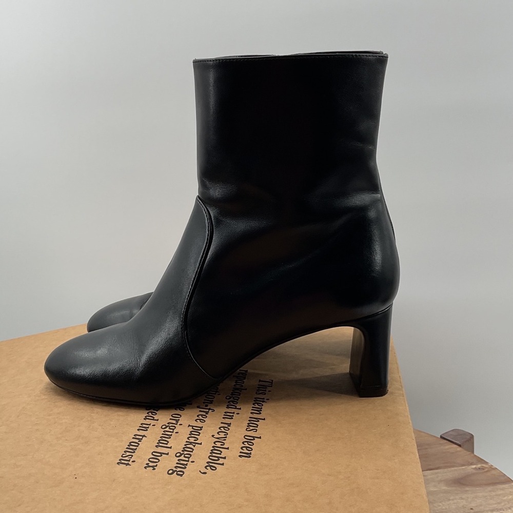 Stuart Weitzman Black Leather Ankle Boots Almond Toe Block Heel Made in Spain